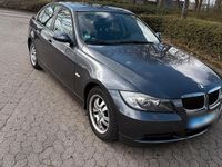 Gebraucht BMW 318 Basis 129 PS (94 kW) 2006 Grau Limousine