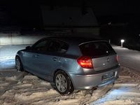 Gebraucht BMW 116 122 PS (89 kW) 2009 Grau Kleinwagen