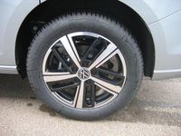 Gebraucht VW Caddy Style 116 PS (85 kW) 2025 Silber Van / Kleinbus