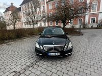 Gebraucht Mercedes E500 Exclusive 388 PS (285 kW) 2010 Schwarz Limousine