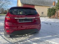 Gebraucht Ford Fiesta 97 PS (71 kW) 2009 Rot Kleinwagen