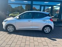 Gebraucht Hyundai i10 Select 67 PS (49 kW) 2021 Silber Kleinwagen