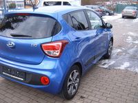 Gebraucht Hyundai i10 Passion Plus 67 PS (49 kW) 2018 Blau Kleinwagen
