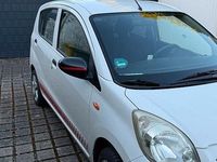 Gebraucht Daihatsu Cuore 69 PS (50 kW) 2010 Weiß Kleinwagen