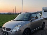Gebraucht Suzuki Swift 92 PS (67 kW) 2010 Grau Kleinwagen