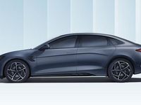 Neu BYD Seal Design 230 kW (313 PS) 2025 Atlantis grey metallic Limousine