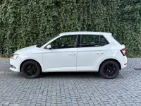 Gebraucht Skoda Fabia Ambition 95 PS (69 kW) 2020 Weiß Kleinwagen