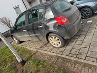 Gebraucht Renault Clio III 75 PS (55 kW) 2014 Kleinwagen