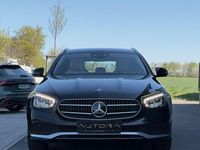 Gebraucht Mercedes E220 Avantgarde 200 PS (147 kW) 2022 Schwarz Kombi