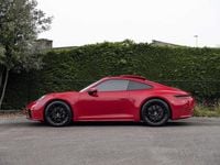Gebraucht Porsche 992 394 PS (289 kW) 2024 Rot Coupé