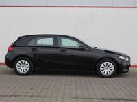 Gebraucht Mercedes A160 109 PS (80 kW) 2021 Schwarz Limousine
