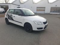 Gebraucht Skoda Fabia 60 PS (44 kW) 2010 Weiß Kleinwagen