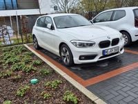 Gebraucht BMW 118 Advantage 136 PS (100 kW) 2015 Weiß Kleinwagen