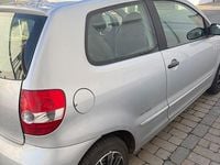 Gebraucht VW Fox 54 PS (39 kW) 2008 Silber Kleinwagen