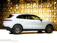Nouă Porsche Cayenne 475 CP (349 kW) 2026 Alb SUV