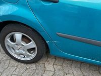 Second-hand Renault Modus 75 CP (55 kW) 2004 Albastru Monovolum