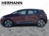 Gebraucht Renault Scenic E-Tech Intens 132 PS (97 kW) 2017 Rot Van / Kleinbus