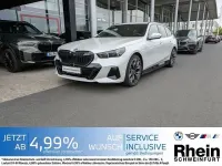 Gebraucht BMW 530e M Sport 299 PS (219 kW) 2025 Weiß Kombi