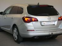 Gebraucht Opel Astra Exklusiv 165 PS (121 kW) 2014 Silber Kombi