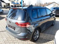 Neu VW Touran 150 PS (110 kW) 2025 Grau Van / Kleinbus