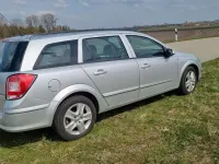 Gebraucht Opel Astra Edition 120 PS (88 kW) 2006 Kombi