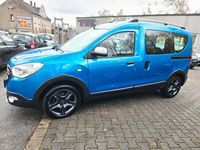 Gebraucht Dacia Dokker Celebration 116 PS (85 kW) 2017 Blau sky Van / Kleinbus