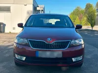 Gebraucht Skoda Rapid 86 PS (63 kW) 2014 Rot Kleinwagen