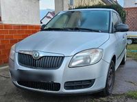 Gebraucht Skoda Fabia 70 PS (51 kW) 2009 Silber Kleinwagen