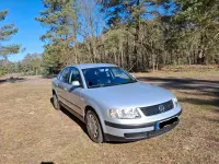 Gebraucht VW Passat 102 PS (75 kW) 1999 Silber Limousine
