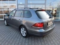 Gebraucht VW Golf VII Match 105 PS (77 kW) 2012 Platinum grey metallic Kombi