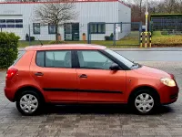 Gebraucht Skoda Fabia Classic 60 PS (44 kW) 2010 Orange Limousine
