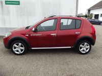 Gebraucht Dacia Sandero Stepway 87 PS (63 kW) 2010 Rot Limousine