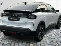 Neu Citroën C4 131 PS (96 kW) 2025 Okenitweiss zweifarbig SUV