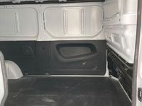 Gebraucht Renault Trafic 131 PS (96 kW) 2025 Weiß Van / Kleinbus