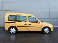 Gebraucht Opel Combo 75 PS (55 kW) 2006 Gelb Van / Kleinbus