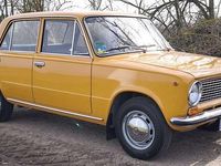 Second-hand Lada 1200 60 CP (44 kW) 1984 Berlinǎ