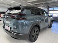 Neu Citroën C5 136 PS (100 kW) 2026 Grün SUV