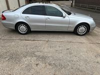 Gebraucht Mercedes E240 177 PS (130 kW) 2002 Silber Limousine