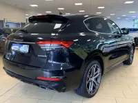 Gebraucht Maserati Levante 430 PS (316 kW) 2022 Schwarz SUV