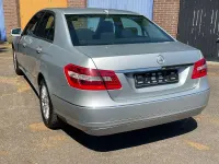 Gebraucht Mercedes E250 204 PS (150 kW) 2009 Braun Limousine