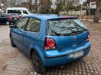 Gebraucht VW Polo 75 PS (55 kW) 2008 Blau Kleinwagen