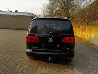 Gebraucht VW Touran 140 PS (102 kW) 2014 Schwarz Van / Kleinbus