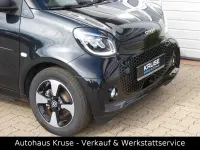 Gebraucht Smart ForTwo Electric Drive Exclusive 60 kW (82 PS) 2024 Schwarz