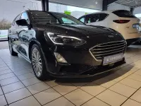 Gebraucht Ford Focus Titanium 125 PS (91 kW) 2019 Schwarz Kombi