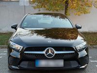 Gebraucht Mercedes A180 116 PS (85 kW) 2018 Schwarz Kombi