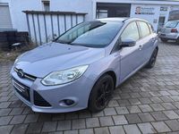 Gebraucht Ford Focus Trend 105 PS (77 kW) 2011 Silber Limousine