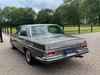 Gebraucht Mercedes 300 250 PS (183 kW) 1970 Grau Limousine