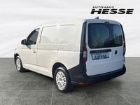 Gebraucht VW Caddy 102 PS (75 kW) 2022 Candyweiß lb9a Van / Kleinbus