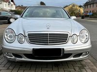 Gebraucht Mercedes E200 163 PS (119 kW) 2004 Silber Limousine