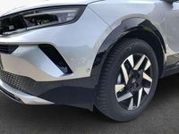 Neu Opel Mokka 131 PS (96 kW) 2025 Kontrast grau metallic SUV